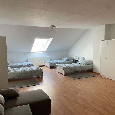 Moeblierte Wohnungen Fuer Monteure Und Arbeiter Saarbrücken Exteriör bild