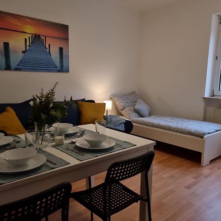 Moeblierte Wohnungen Fuer Monteure Und Arbeiter Saarbrücken Exteriör bild