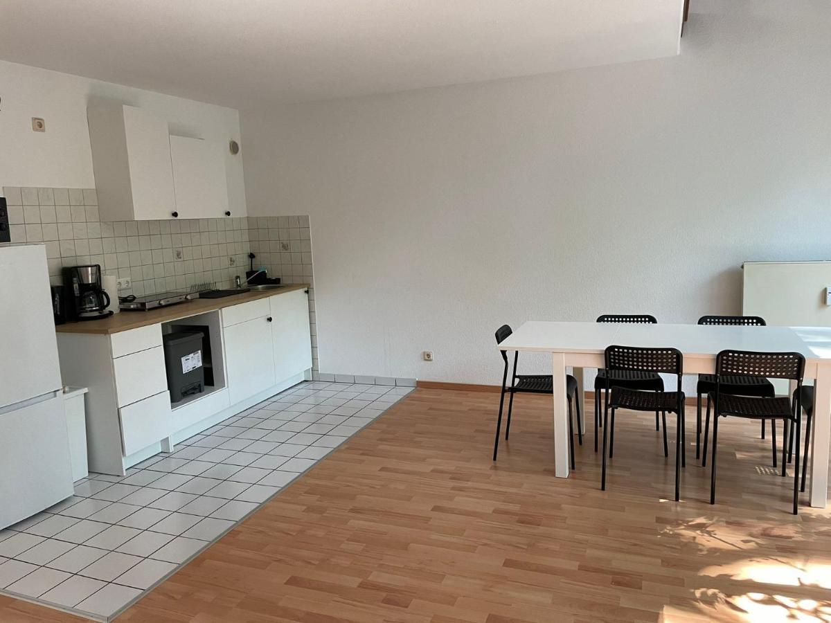 Moeblierte Wohnungen Fuer Monteure Und Arbeiter Saarbrücken Exteriör bild